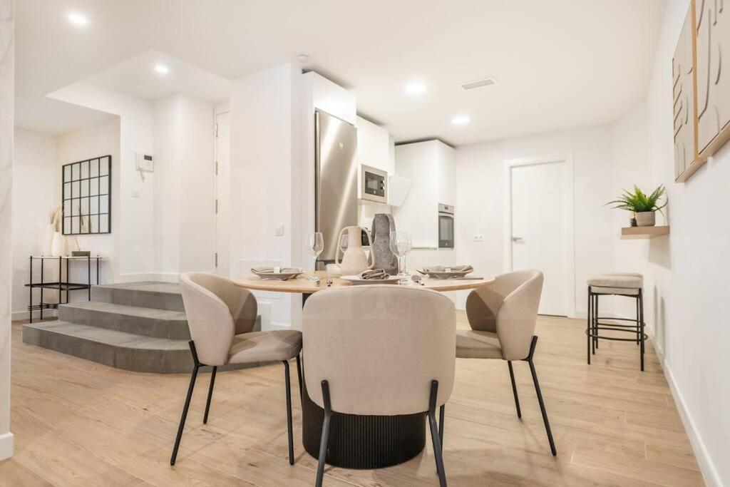 And Cozy In The Center By Rems Appartement Málaga